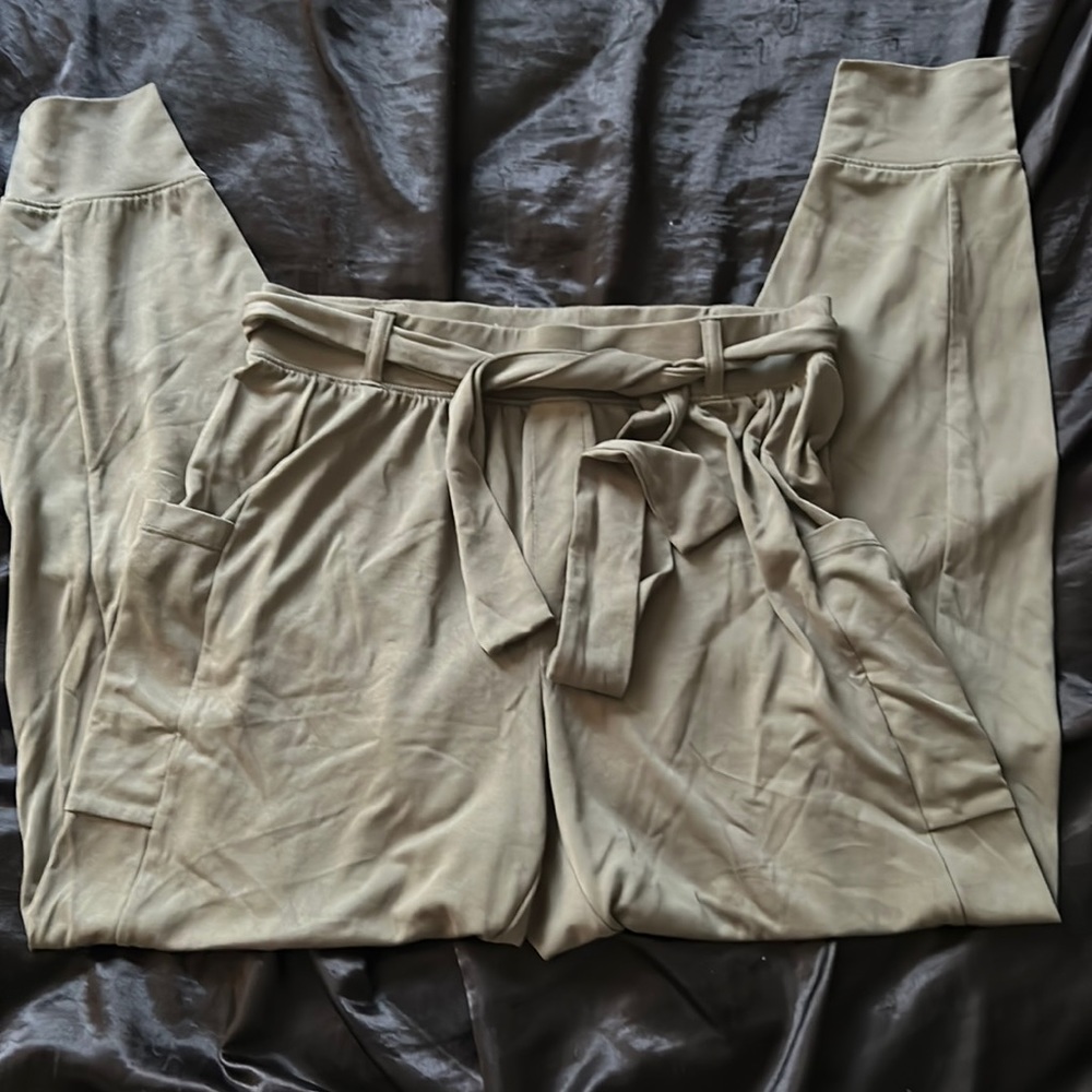 Aeropostale Joggers